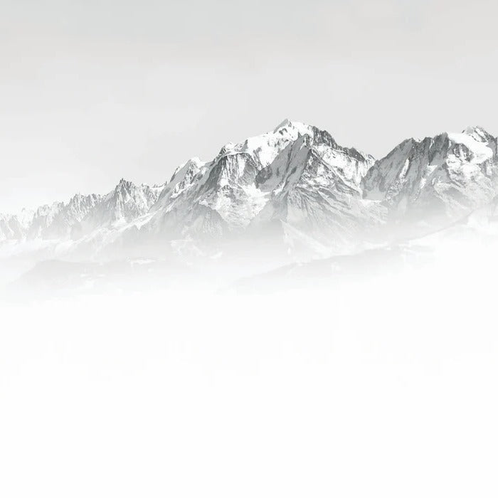 Papier peint Mont Blanc dans la brume noir et blanc
