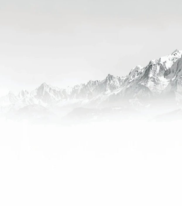 Papier peint Mont Blanc dans la brume noir et blanc