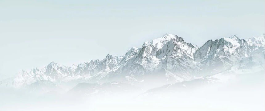 Papier peint Mont Blanc dans la brume bleu