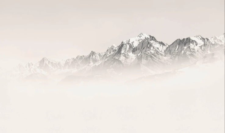 Papier peint Mont Blanc dans la brume sépia