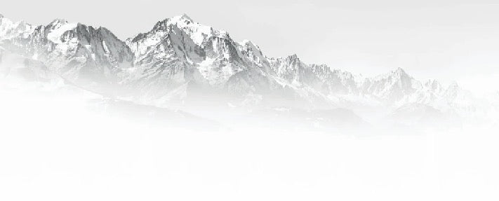 Papier peint Mont Blanc dans la brume noir et blanc