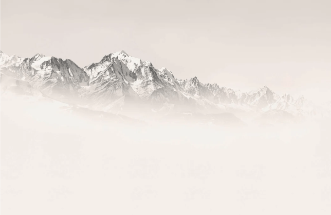 Papier peint Mont Blanc dans la brume sépia