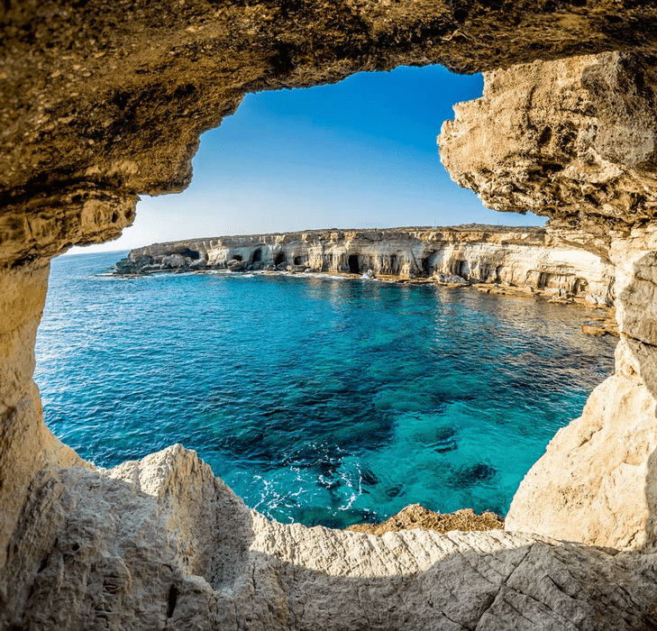 Papier peint salle de bain grotte marine