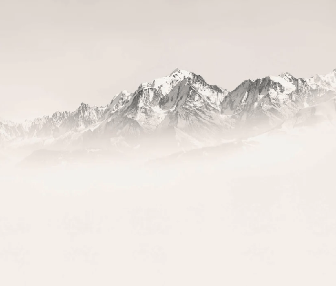 Papier peint Mont Blanc dans la brume sépia